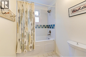 640 ROANOKE Avenue - Photo 22