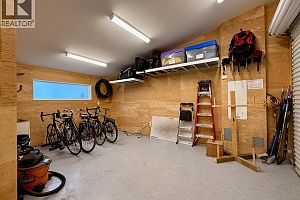 640 ROANOKE Avenue - Photo 53