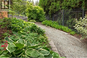 683 Westside Road S - Photo 15