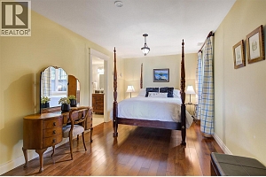 683 Westside Road S - Photo 38