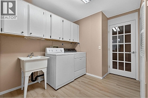 1999 97 Highway S Unit# 241 - Photo 32