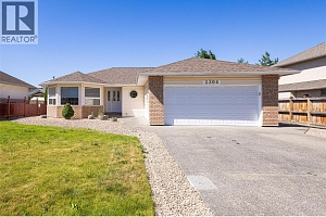 2304 Bradley Drive - Photo 3