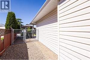 2304 Bradley Drive - Photo 9