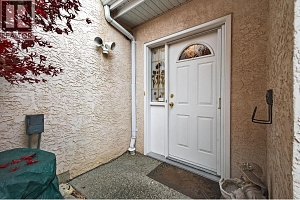 1800 Parkview Crescent Unit# 10 Lot# 10 - Photo 3