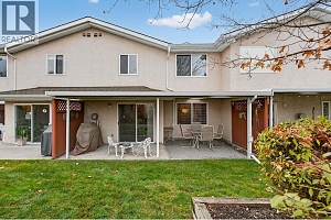 1800 Parkview Crescent Unit# 10 Lot# 10 - Photo 31