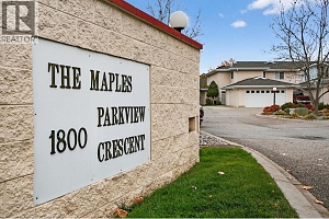 1800 Parkview Crescent Unit# 10 Lot# 10 - Photo 36