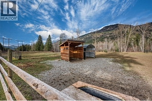 1385 6 Highway - Photo 16