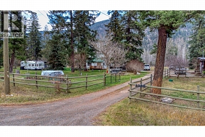 1385 6 Highway - Photo 22