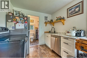 1385 6 Highway - Photo 31