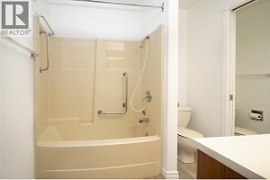 575 Sutherland Avenue Unit# 122 - Photo 15