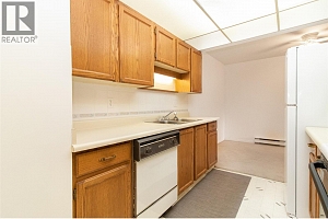 575 Sutherland Avenue Unit# 122 - Photo 8