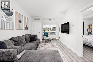 191 Hollywood Road Unit# 403 - Photo 17