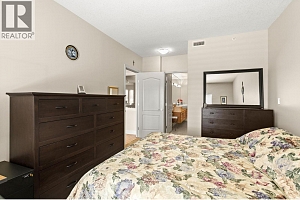 1947 Underhill Street Unit# 704 - Photo 19