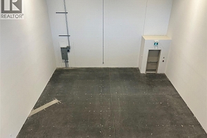 2105 Matrix Crescent Unit# 132 - Photo 7