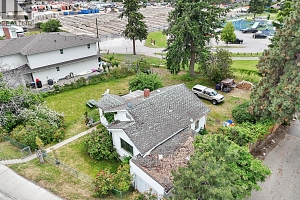 2571 & 2573 Hebert Road - Photo 14