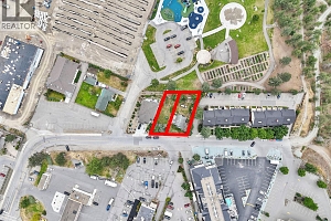 2571 & 2573 Hebert Road - Photo 2