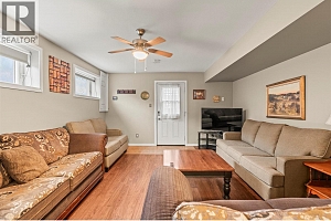 110 West Enderby Road - Photo 28