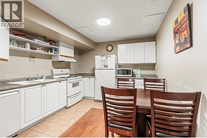 110 West Enderby Road - Photo 32