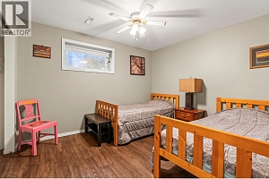 110 West Enderby Road - Photo 35