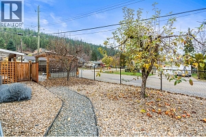 110 West Enderby Road - Photo 41