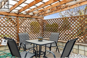 110 West Enderby Road - Photo 45