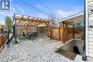 110 West Enderby Road - Photo 46