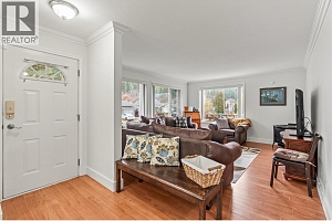 110 West Enderby Road - Photo 5