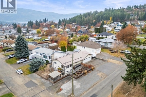 110 West Enderby Road - Photo 56