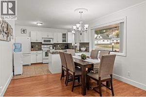 110 West Enderby Road - Photo 9