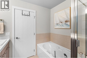 613 Boynton Place - Photo 24