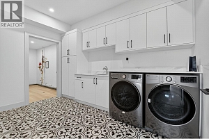 8932 Tavistock Road - Photo 38