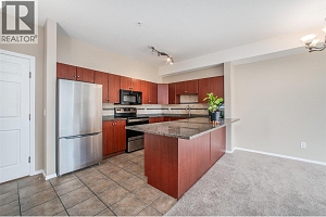 1875 Country Club Drive Unit# 1514 - Photo 2