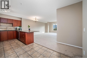 1875 Country Club Drive Unit# 1514 - Photo 6