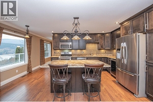 7903 Lakeview Drive - Photo 5