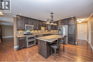 7903 Lakeview Drive - Photo 8