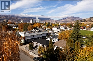 932-930 Lawson Avenue - Photo 2