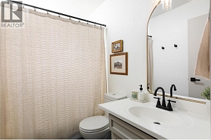 420 Mugford Court - Photo 17