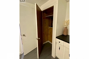 420 Mugford Court - Photo 31