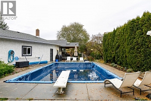 420 Mugford Court - Photo 43