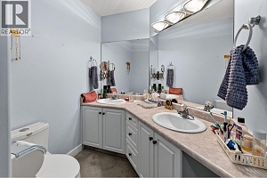 1800 Parkview Crescent Unit# 13 Lot# SL13 - Photo 16