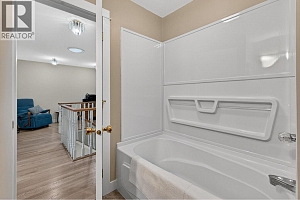 1800 Parkview Crescent Unit# 13 Lot# SL13 - Photo 22