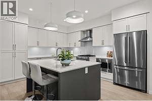 1979 Country Club Drive Unit# 20 - Photo 12