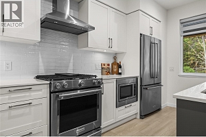 1979 Country Club Drive Unit# 20 - Photo 16