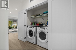 1979 Country Club Drive Unit# 20 - Photo 18