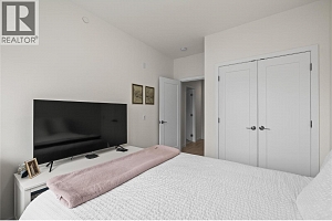 1979 Country Club Drive Unit# 20 - Photo 25