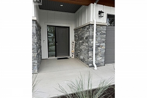 1979 Country Club Drive Unit# 20 - Photo 3