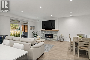 1979 Country Club Drive Unit# 20 - Photo 8