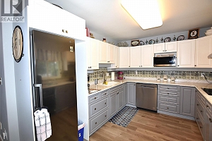 145 Falcon Avenue - Photo 9