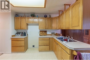 2619 Lakeshore Road - Photo 10