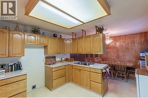 2619 Lakeshore Road - Photo 12